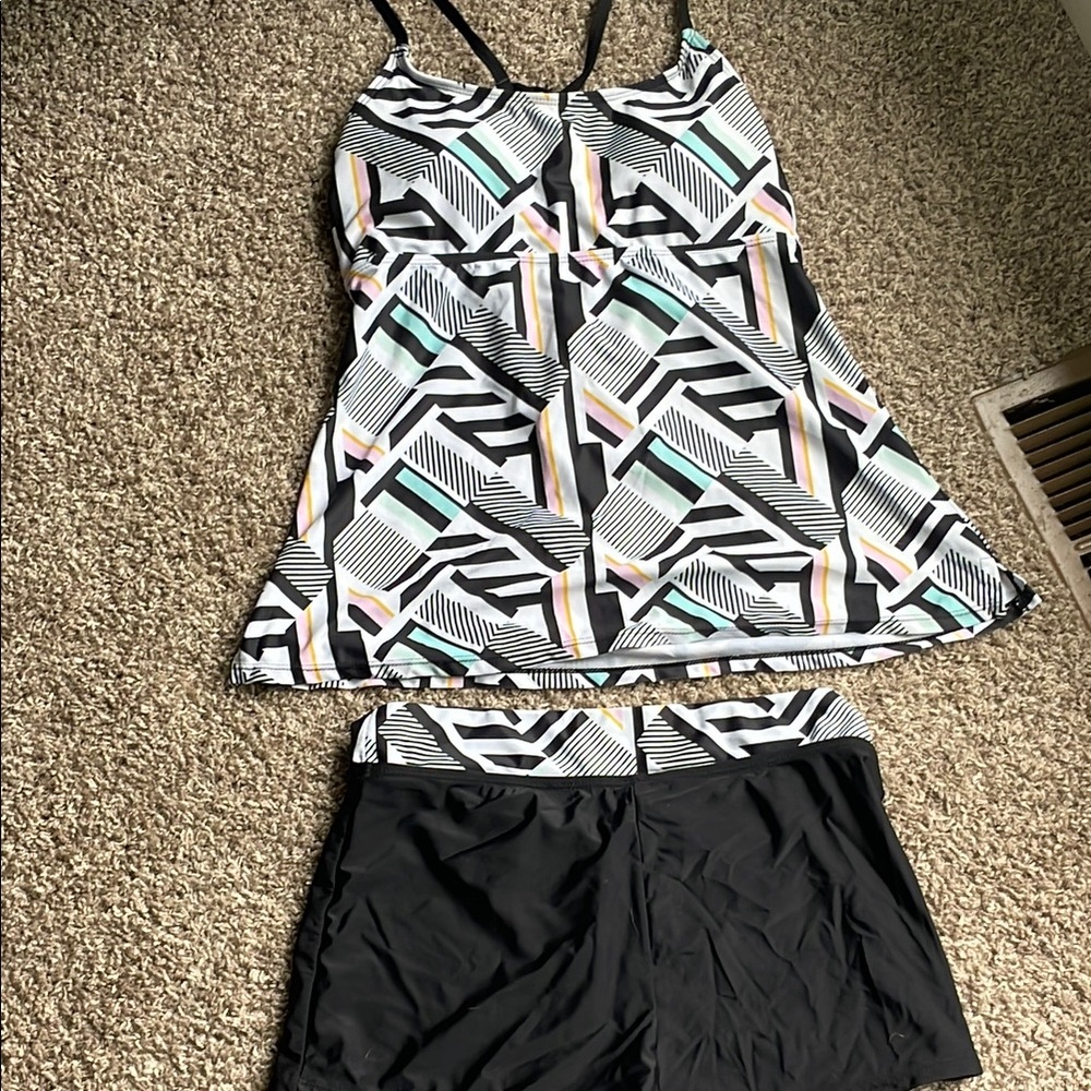 Geometric Pattern Tankini Set